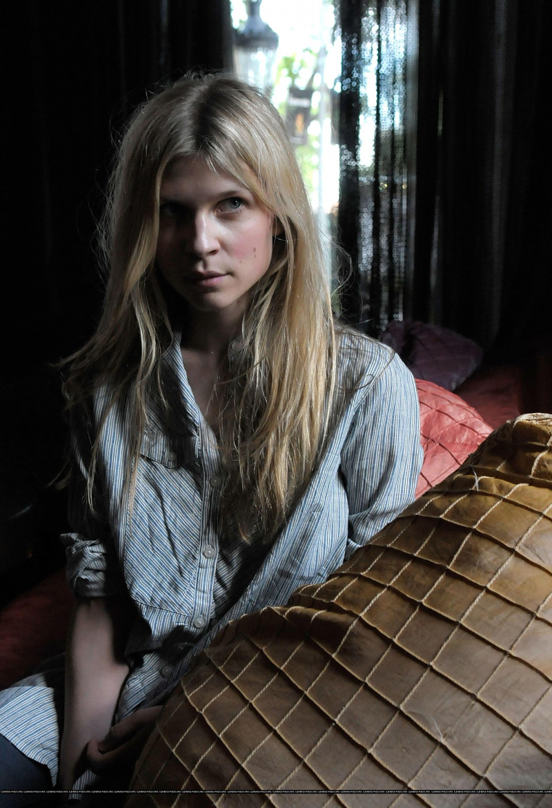 Photo of model Clemence Poesy - ID 341988