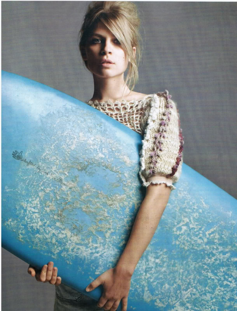 Photo of model Clemence Poesy - ID 342030