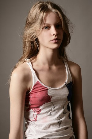 Photo of model Carolin Loosen - ID 309777
