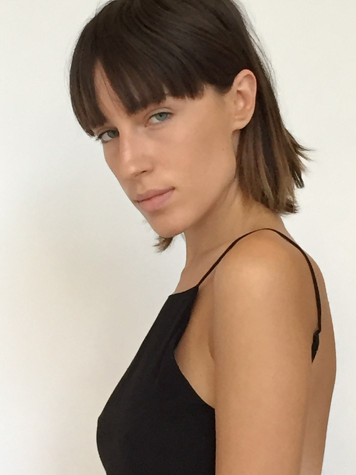 Photo of model Alix Angjeli - ID 560566