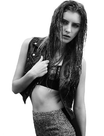 Photo of model Polina Krantz - ID 315303