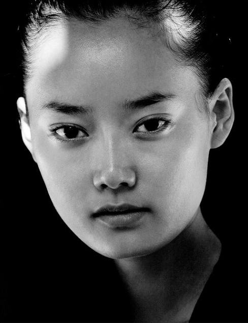 Photo of model Lily Zhi - ID 317340