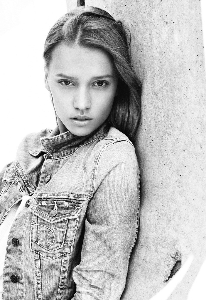 Mariya Melnyk, model, videos, photos, polaroids, magazines, covers, editori...
