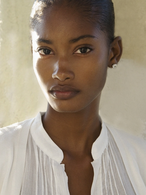 Photo of model Melodie Monrose - ID 318301