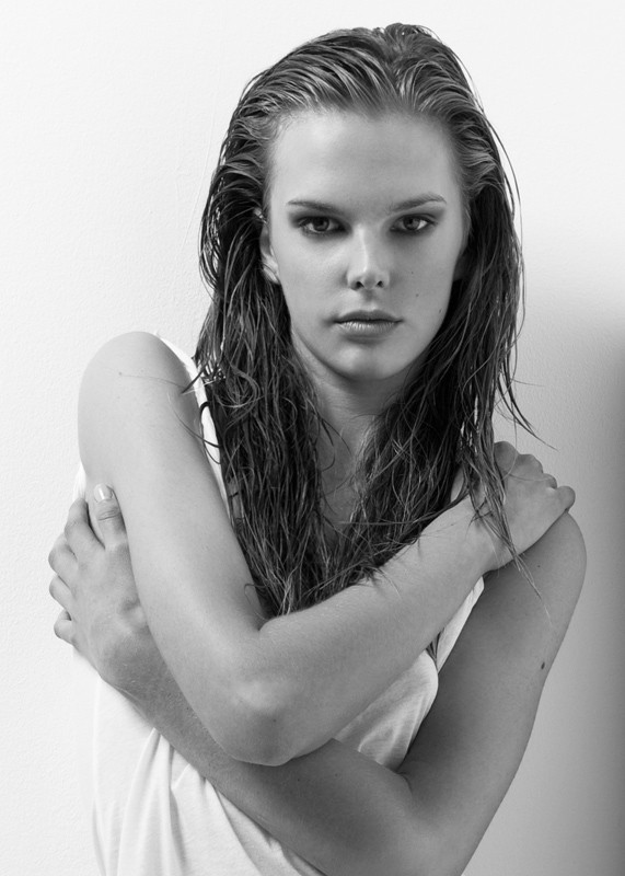 Photo of model Alexandra Balen - ID 318417