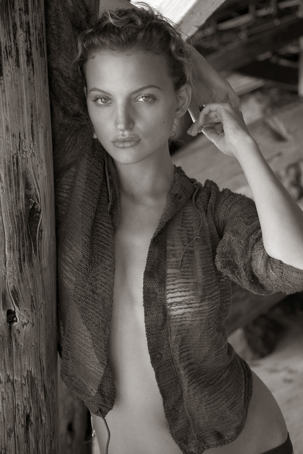 Photo of model Amanda Booth - ID 318578