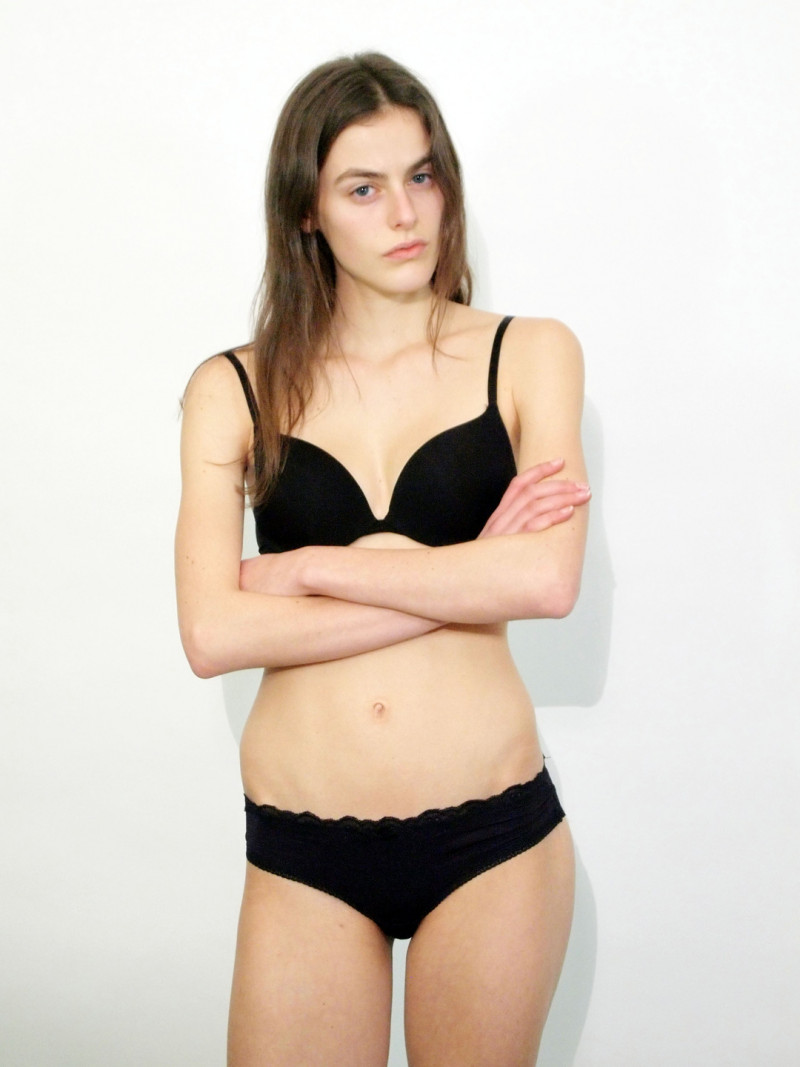 Photo of model Daphne Simons - ID 562538