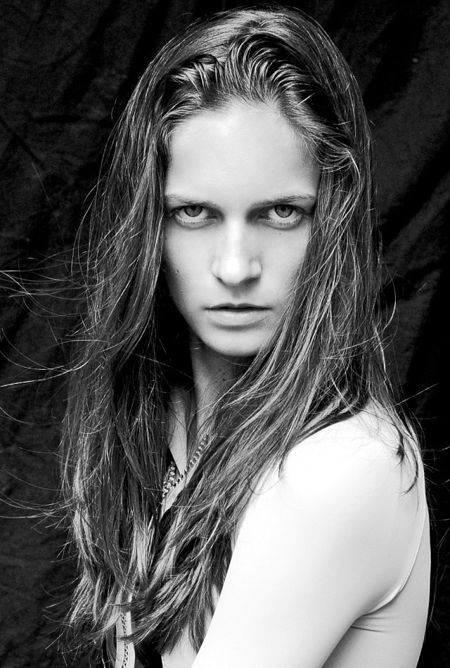 Photo of model Valérie Debeuf - ID 563094