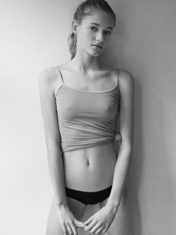 Photo of model Eva Hageraats - ID 320241