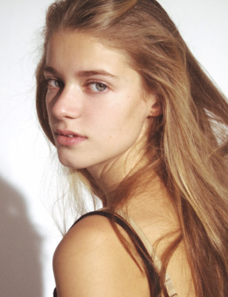 Photo of model Eva Hageraats - ID 368678