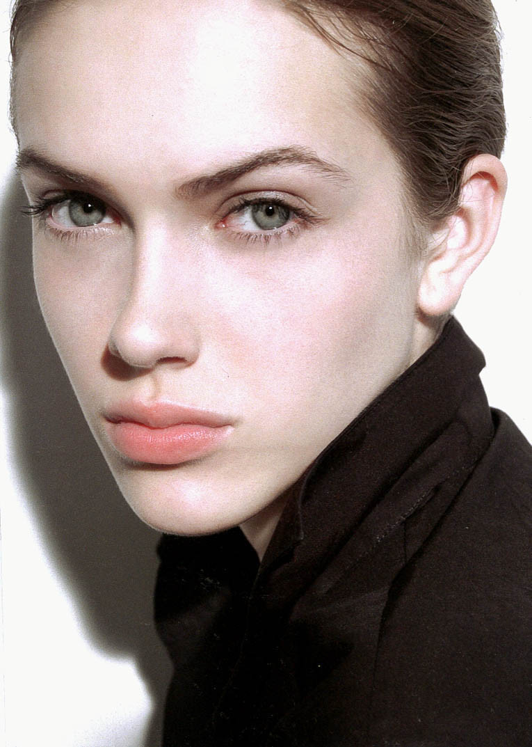 Photo of model Laura Juozaityte - ID 320261