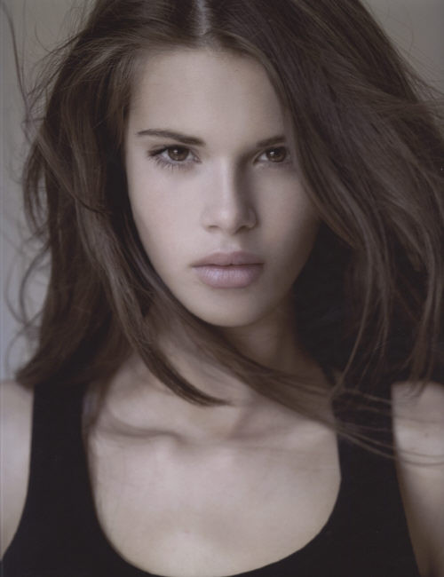 Photo of model Zoe Mantzakanis - ID 320812