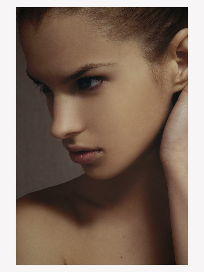 Photo of model Cristina Oltean - ID 322886