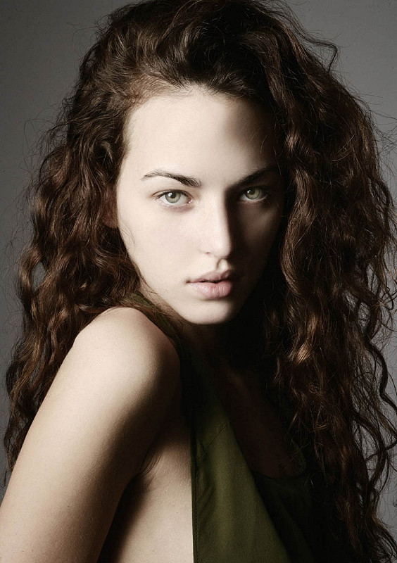 Photo of model Sarah Chinerman - ID 324811