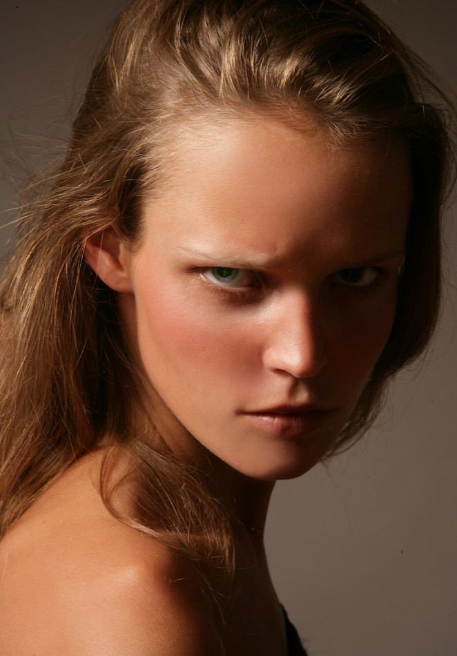 Photo of model Celine van Amstel - ID 326224