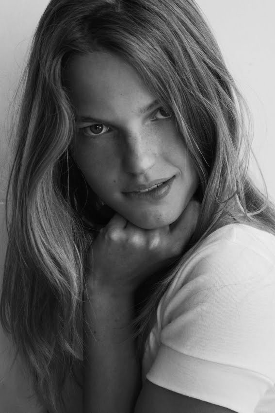 Photo of model Marieke Janssen - ID 326370