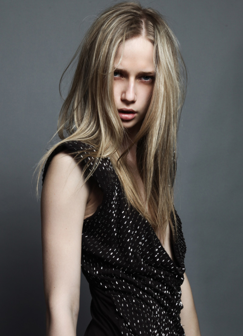 Photo of model Ella Petrushko - ID 564018