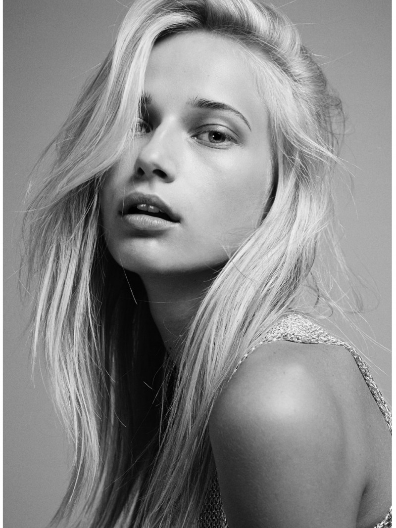 Photo of model Ella Petrushko - ID 564088
