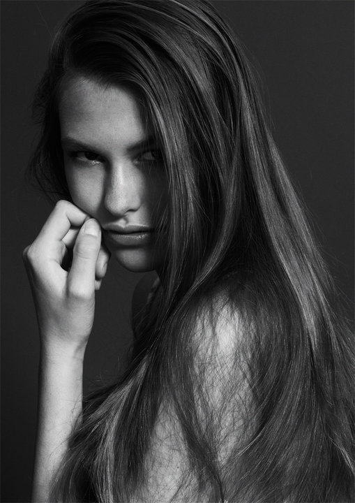 Photo of model Iris Klein - ID 329278