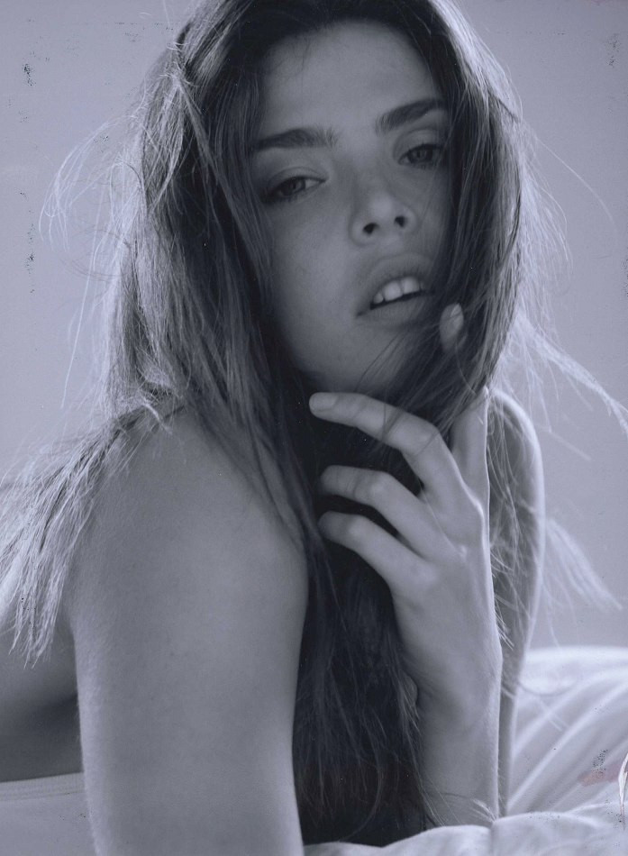 Photo of model Julia Lescova - ID 432016