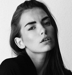 Eszther Boldov