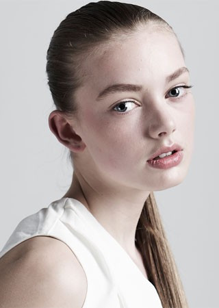 Photo of model Hanna Verhees - ID 336002