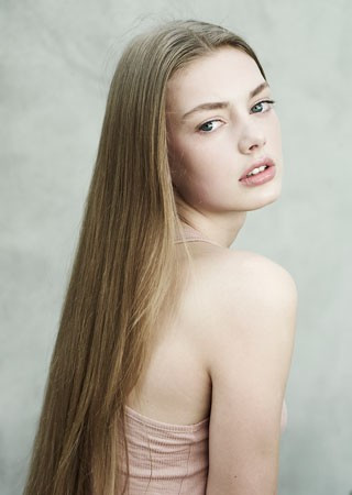 Photo of model Hanna Verhees - ID 336004