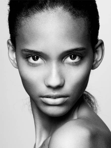 Photo of model Cora Emmanuel - ID 337231