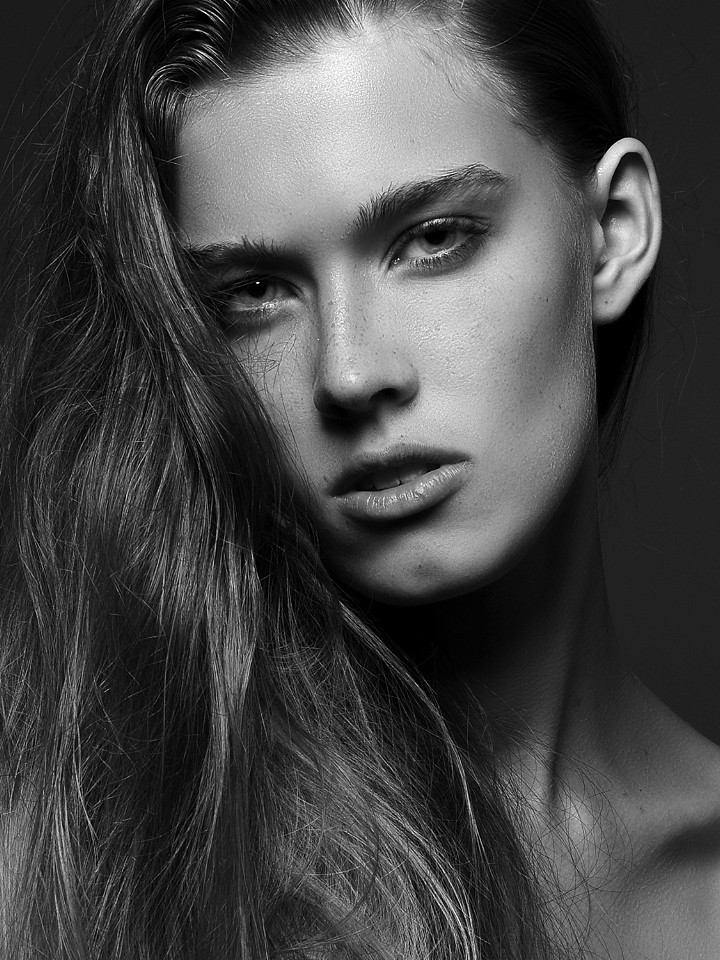 Photo of model Claire Manning - ID 338383