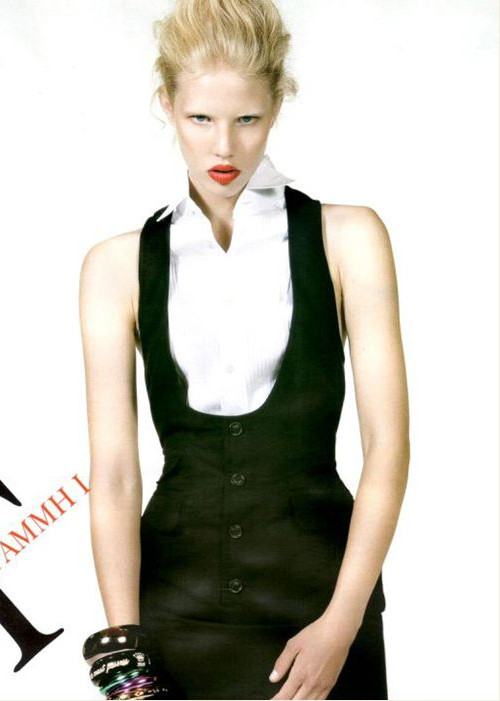Photo of fashion model Emilia Nilsson - ID 339980 | Models | The FMD