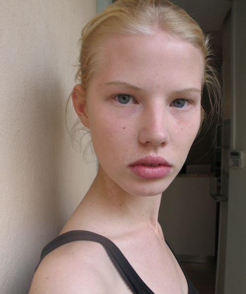 Photo of model Emilia Nilsson - ID 339983