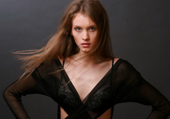 Photo of model Alena Korinchuk - ID 340201