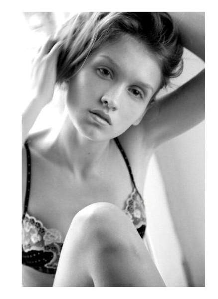 Photo of model Alena Korinchuk - ID 340221