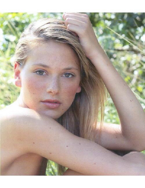 Photo of model Ashley Perich - ID 340320