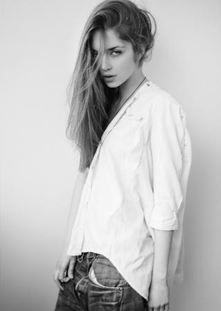 Photo of model Georgiana Saraev - ID 341554