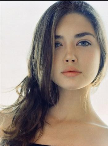 Photo of model Georgiana Saraev - ID 341558