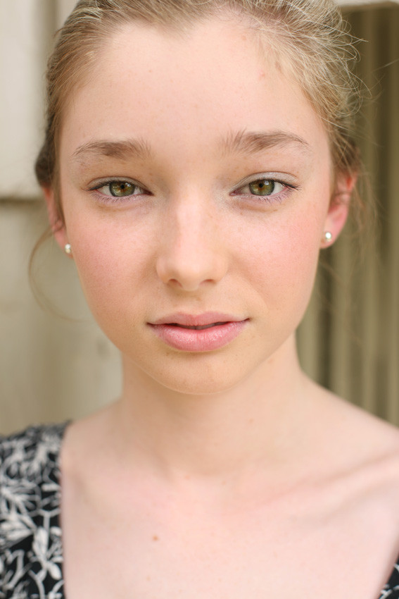 Photo of model Lydia Hunt - ID 342065