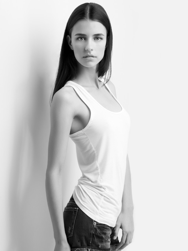 Photo of model Katarina Lukic - ID 375879