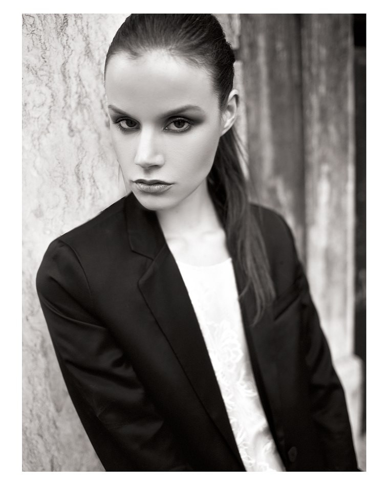 Photo of model Joana Hamrol - ID 346870