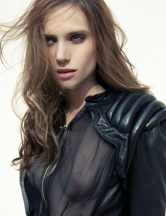 Photo of model Carina Persel - ID 347450