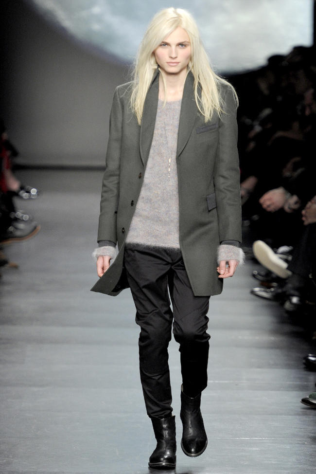 Photo of model Andrej Pejic - ID 346970