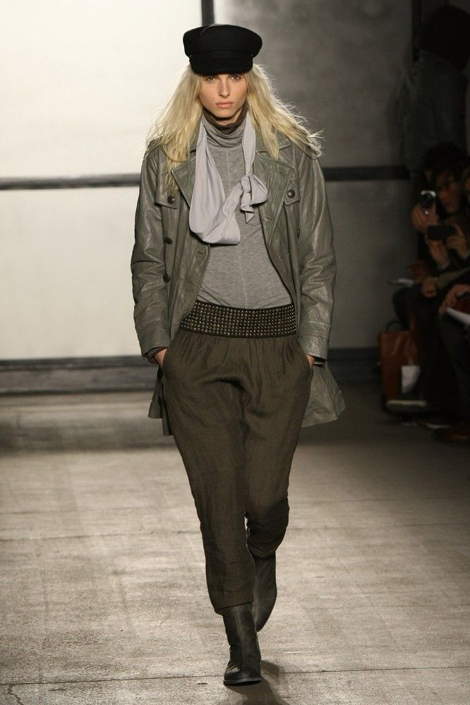 Photo of model Andrej Pejic - ID 346993