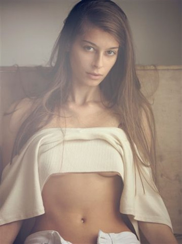 Photo of model Lara Swiecicki - ID 347217