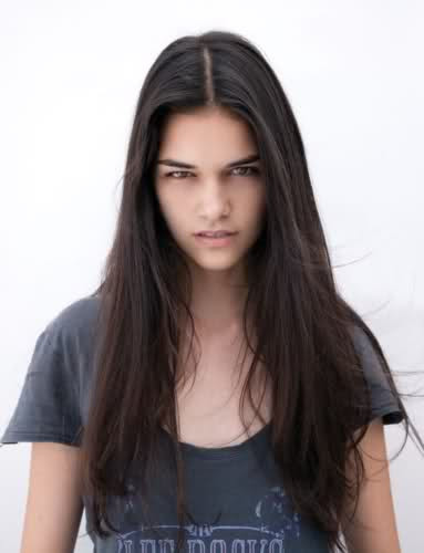 Photo of model Isabella Melo - ID 348183