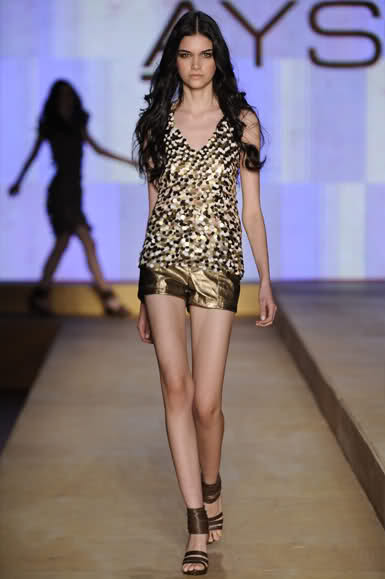 Photo of model Isabella Melo - ID 348204