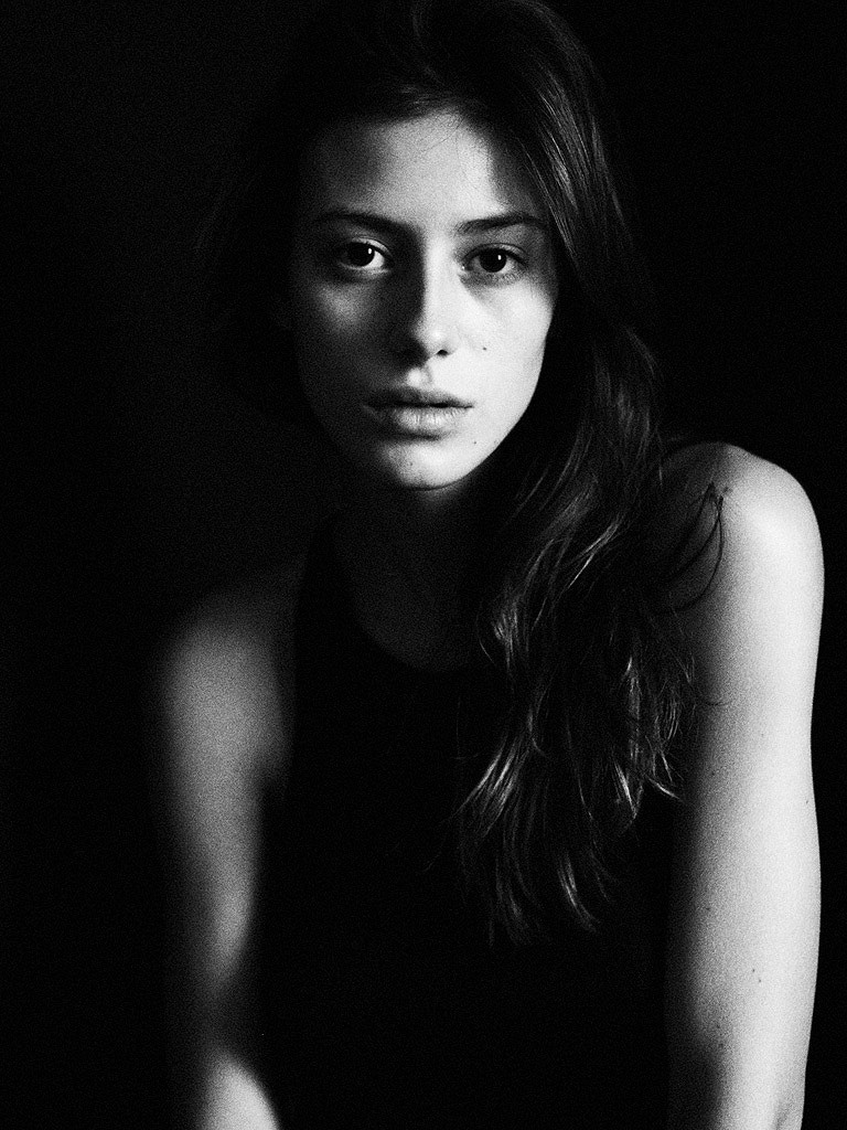 Photo of fashion model Alejandra Guilmant - ID 396961 | Models | The FMD