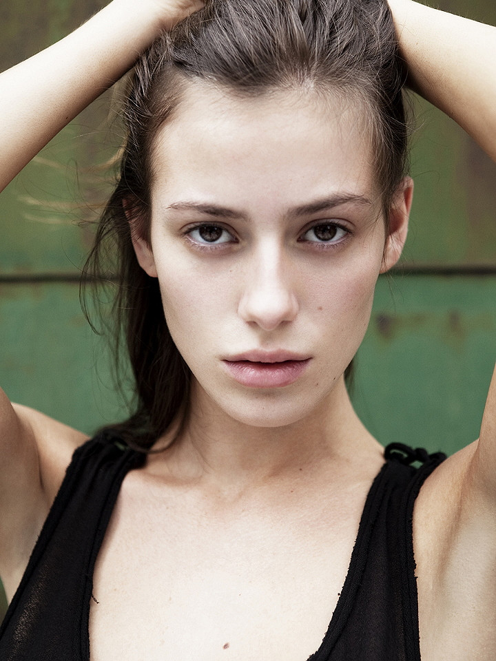 Photo of model Alejandra Guilmant - ID 396963