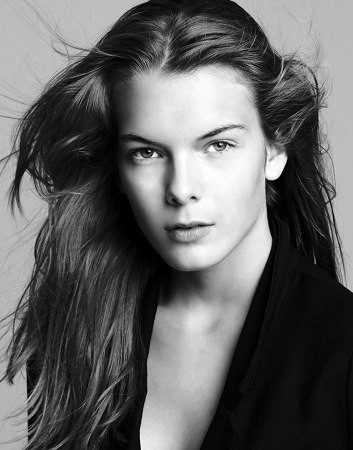 Photo of model Pauline Rempp - ID 348982