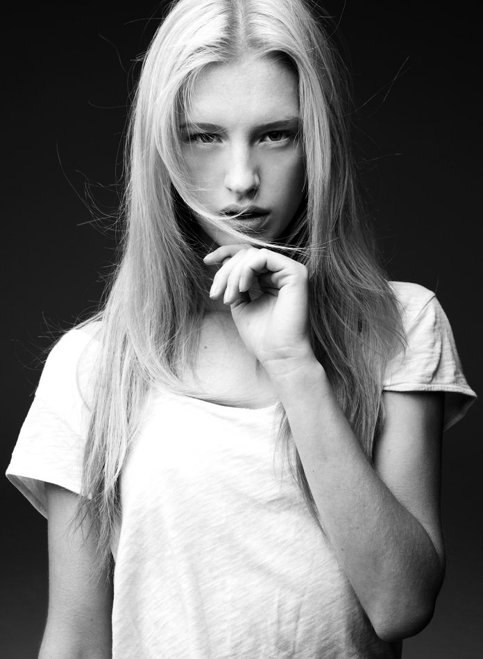 Photo of model Alice Cornish - ID 349969