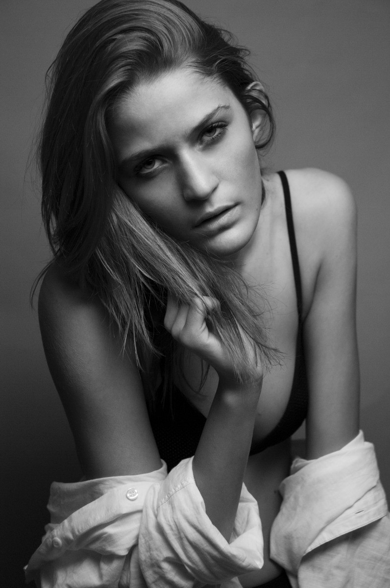 Photo of model Monica Jablonczky - ID 350049